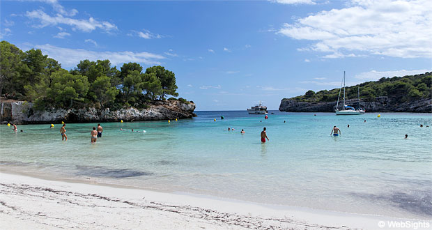 Cala Turqueta Ein Wunderbarer Naturlicher Strand Menorca